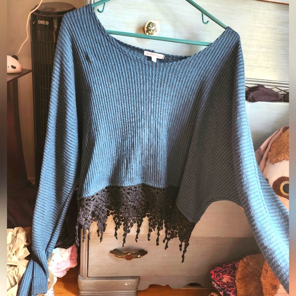 Charlotte Russe Longsleeved Shirt